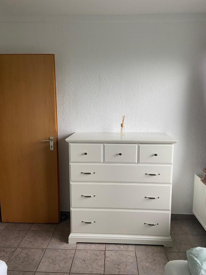 Traumhaftes Ferienhaus Husen エクステリア 写真
