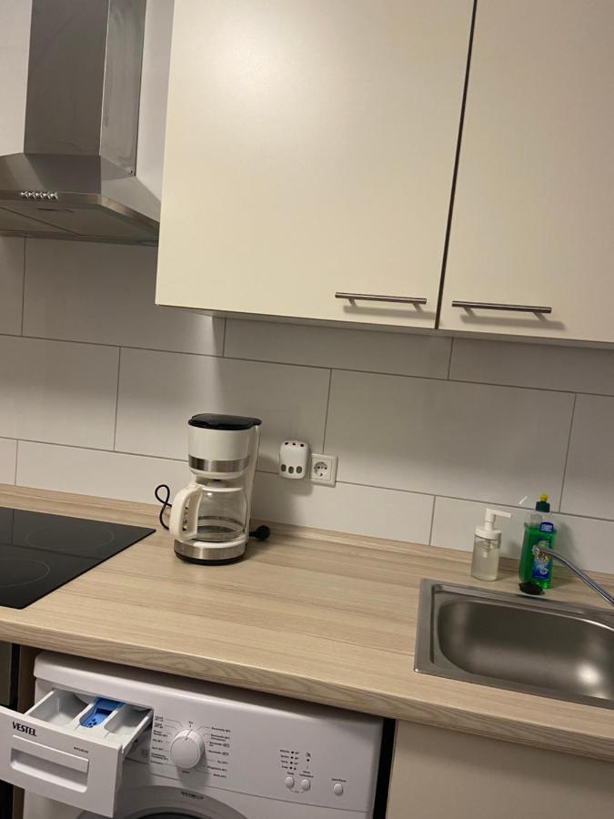 Traumhaftes Ferienhaus Husen エクステリア 写真
